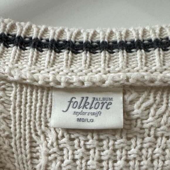 Taylor Swift Folklore Cardigan Size M/L - Picture 9 of 12